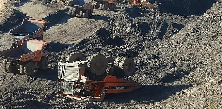 Grave accidente laboral en la mina de Tormaleo: un joven de 20 años resulta herido al volcar el dúmper que conducía
