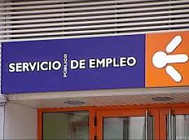 Asturias rompe su racha de descensos: suma 1.372 parados en octubre, pero tiene 4.100 desempleados menos que hace un año