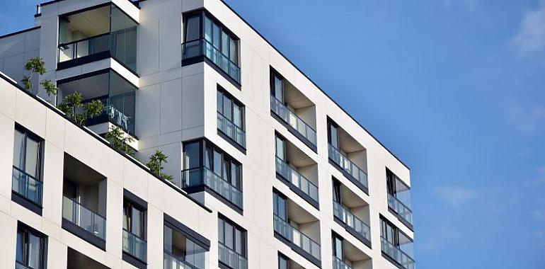 El Principado frena la subida del 40% en el precio de la vivienda protegida: “Convertirla en un lujo sería traicionar su razón de ser”