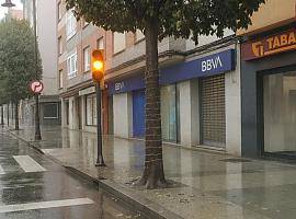 Muere solo en un cajero de Gijón: hallan el cadáver de un hombre sin hogar al abrir la sucursal de la avenida de la Argentina