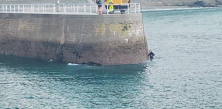 Asturias acelera las obras para tapar cavernas y reforzar la seguridad en los puertos de Castropol y L.luarca/Luarca