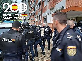 Liberada en Langreo tras más de diez días encerrada: una intervención policial pone fin a un caso extremo de violencia machista