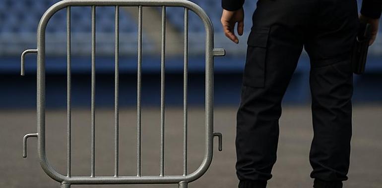 Diez detenidos y multas de hasta 60.000 euros tras los violentos disturbios previos al Oviedo–Mirandés