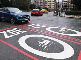 Oviedo estrena la Zona de Bajas Emisiones con margen y pedagogía: cómo funciona, a quién afecta y por qué no habrá multas inmediatas