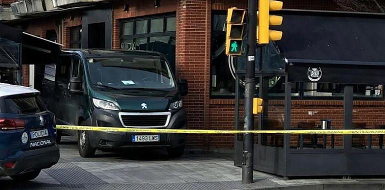 Muere un hombre de 87 años tras atragantarse en un bar de Gijón pese a los intentos de auxilio