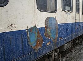 Tres años después del ridículo nacional, Asturias sigue viajando en trenes del pasado