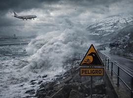 La borrasca ‘Pedro’ golpea Asturias sin tregua: viento huracanado, mar de fondo y nieve ya desde los 700 metros