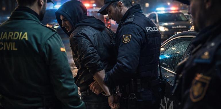 Asturias deja de ser un “paraíso sin delitos”: los sindicatos policiales alertan de un repunte de la delincuencia por falta de efectivos y descontrol migratorio