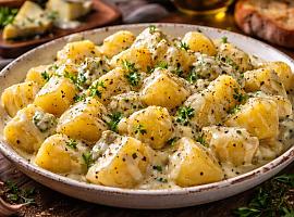 Recetas de una abuela asturiana: Patates al Cabrales (esto, cielín, fai callar hasta al más fartón)