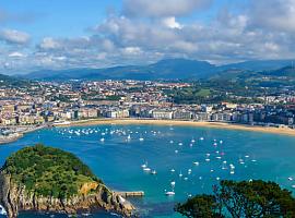 San Sebastián como nunca te la han contado: una ruta de leyendas, humor y secretos que engancha desde el primer minuto