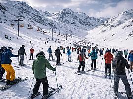 Asturias dispara su invierno: récord de esquiadores, inversiones millonarias y un salto histórico hacia el futuro de la nieve