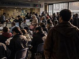 Miles de inmigrantes saldrán de la sombra en Asturias: el plan de regularización que puede cambiar el mercado laboral en silencio