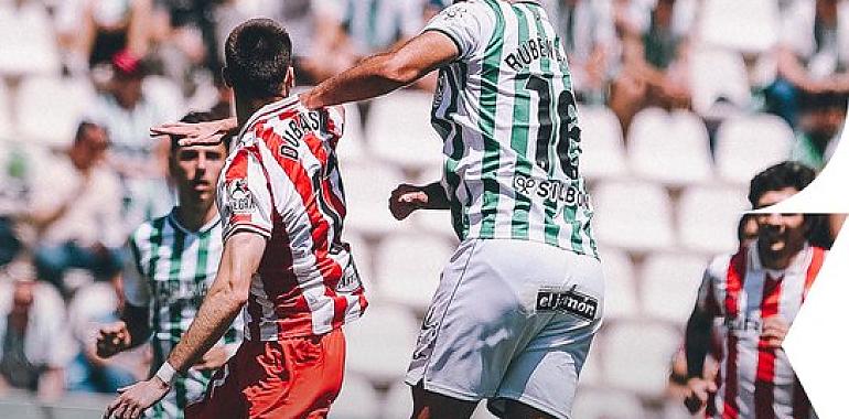 El Sporting, que se adelantó en el marcador, cae por 3-2 en Córdoba