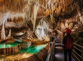 El Soplao: la cueva que parece de otro planeta y que puedes visitar desde solo 12 euros