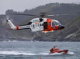 Agónico rescate en El Franco: buscan supervivientes tras el hundimiento de un barco en la costa asturiana