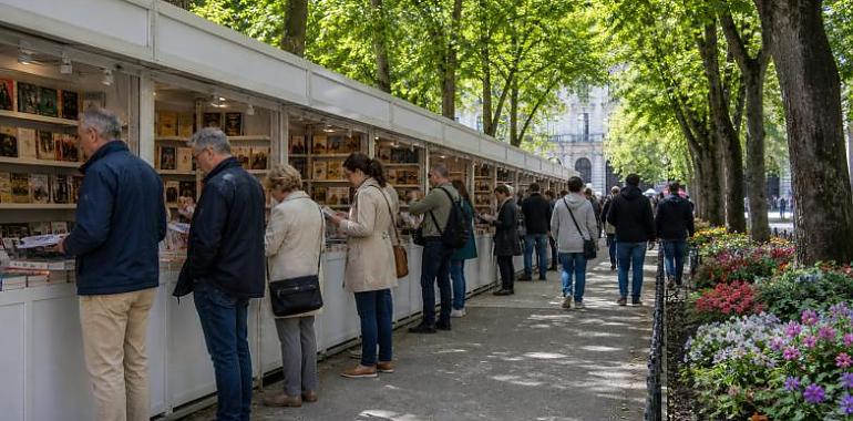 Oviedo estrena Ofelia: la nueva Feria del Libro toma el Campo San Francisco con más de 60 autores y un salto de ambición cultural