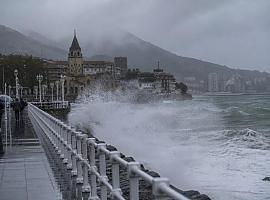 Asturias se prepara para una semana inestable: lluvias frecuentes, tormentas y nieve en la Cordillera Cantábrica