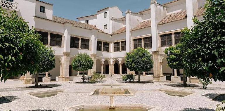 Dos noches en una posada del Alentejo: la escapada portuguesa para dormir entre conventos, castillos y pueblos blancos desde 100 euros por persona
