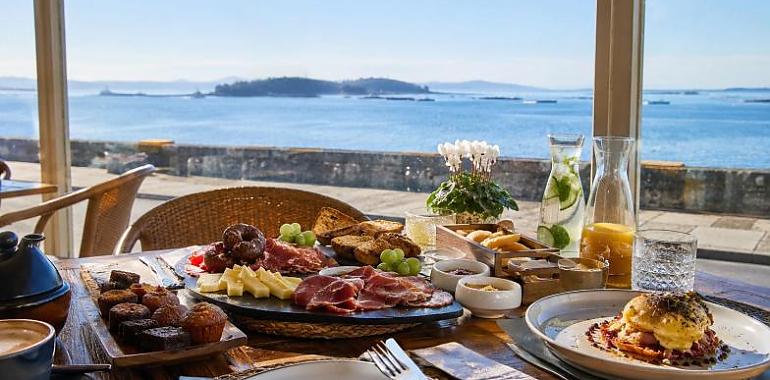 Un brunch frente al mar en O Grove: el plan perfecto para saborear Galicia sin mirar el reloj