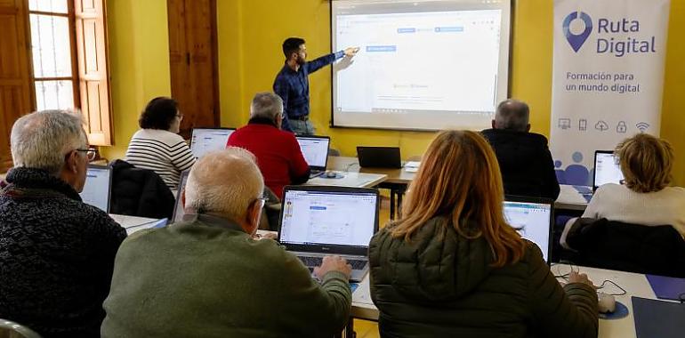 Asturias lleva la revolución digital a los pueblos: 15.000 cursos para que nadie se quede atrás por vivir lejos de una ciudad