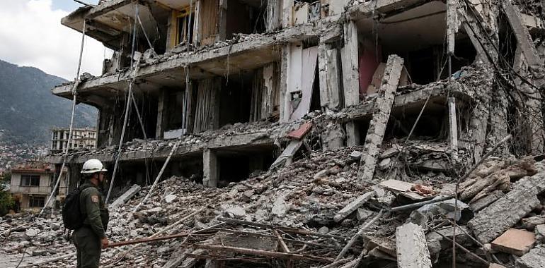 Venezuela entra en su tercer día de angustia: 920 muertos, más de 3.360 heridos y una carrera desesperada por encontrar supervivientes