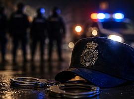 De salvar a una madre amenazada a declarar como investigados: cinco policías de Gijón, ante el juez por un disparo en El Llano