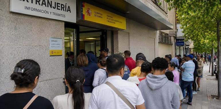 Asturias ante la gran regularización: 14.161 migrantes salen de la sombra en pleno debate nacional