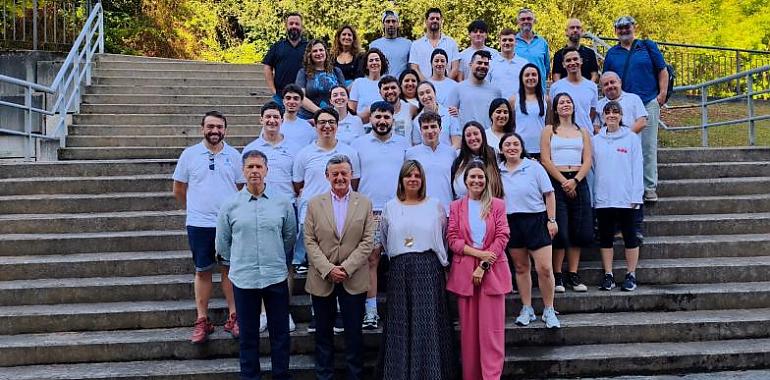 Veinticuatro jóvenes se preparan en Asturias para mantener vivas sus tradiciones en América y España