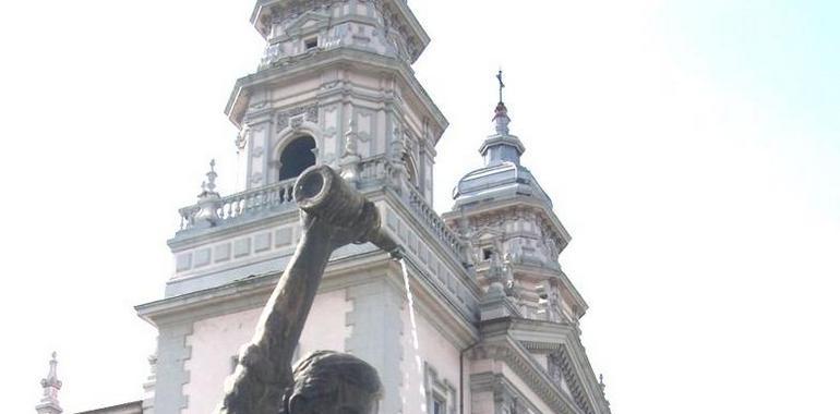 Mieres enreda a los jóvenes