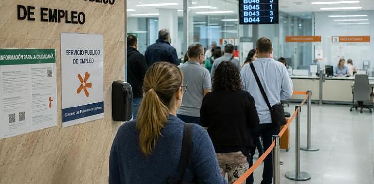 Asturias crea 3.600 empleos en primavera, pero pierde 5.400 en un año mientras España bate récord