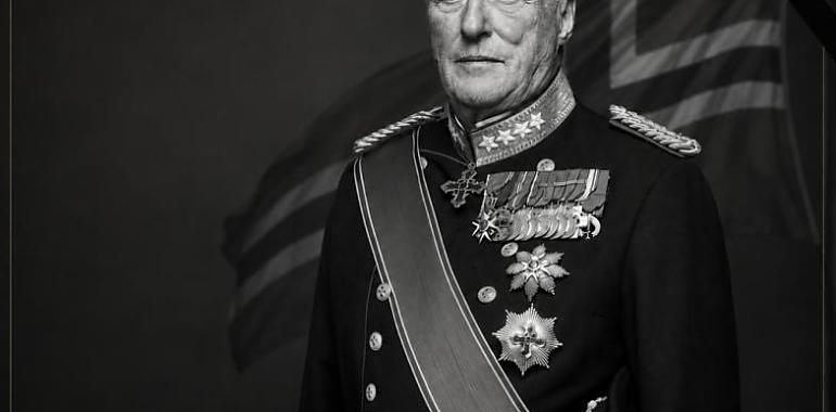 Muere Harald V, el rey que convirtió la cercanía en el lenguaje de la monarquía noruega