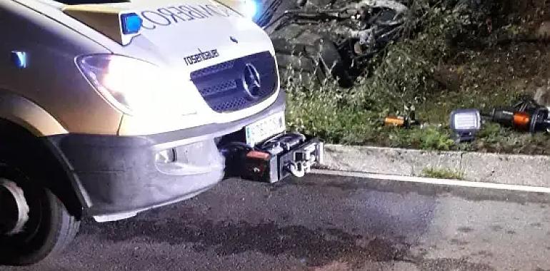 Fin de semana negro en las carreteras asturianas: dos jóvenes muertos, 13 heridos y 39 accidentes