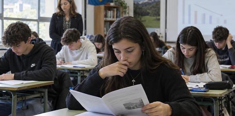 Asturias lidera PISA en lectura, pero pierde 26 puntos en tres años: el éxito que esconde una señal de alarma