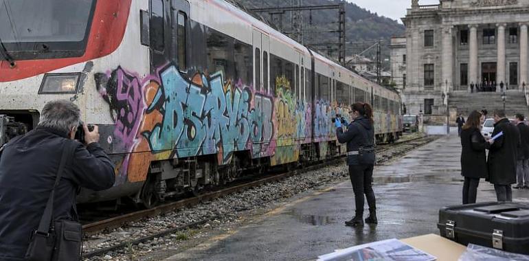 Diecinueve grafitis, 66.880 euros en daños y tres años de cárcel: el juicio que lleva a dos jóvenes ante el juez en Oviedo