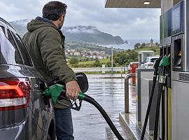 Mañana cambia repostar en Asturias: llenar un depósito de 50 litros tendrá 10 euros menos de carga fiscal