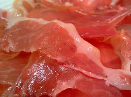 Expertos de la Universidad de Sevilla garantizan la autenticidad del jamón ibérico