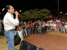 Correa es elegido mejor Gobernante de América Latina en el portal \20 Minutos\