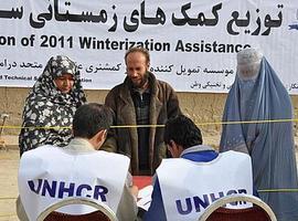 ACNUR distribuye ayuda para el invierno a 200.000 desplazados en Afganistán