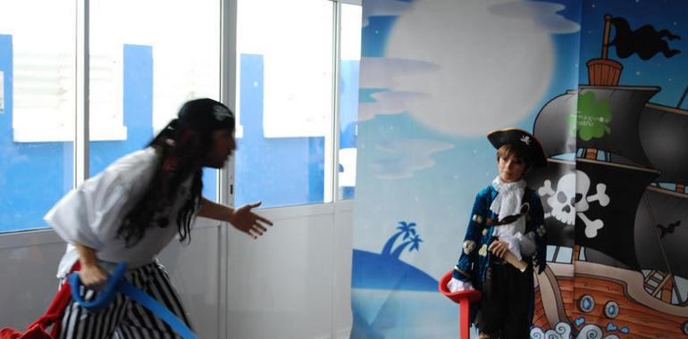 Los niños del HUC ayudan a unos piratas en la búsqueda de un tesoro