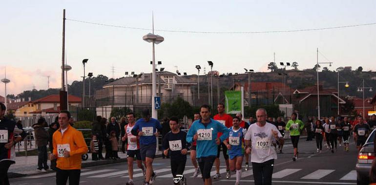 Aitor Fernández de la Coba y Alba García vencen en la San Silvestre de Avilés