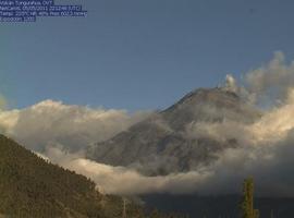  El volcán Tungurahua amenaza con nuevas emisiones de gases