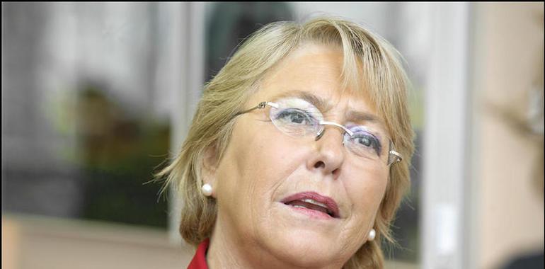 Bachelet: "democracia no es sólo votar, también es inclusión, pluralismo, diversidad"