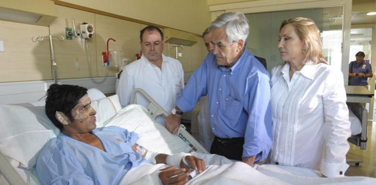 Piñera y Cecilia Morel visitaron a brigadistas heridos en el incendio forestal de Carahue