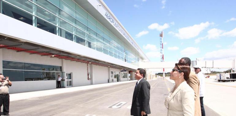 Comienza a operar el aeropuerto internacional Daniel Oduber Quirós