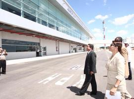 Comienza a operar el aeropuerto internacional Daniel Oduber Quirós