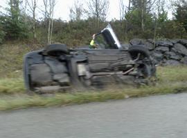 Aparatoso accidente en la Ronda de Oviedo