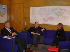 Carreteras someterá el informe del estudio informativo de la ronda Norte de Avilés a vista y audiencia