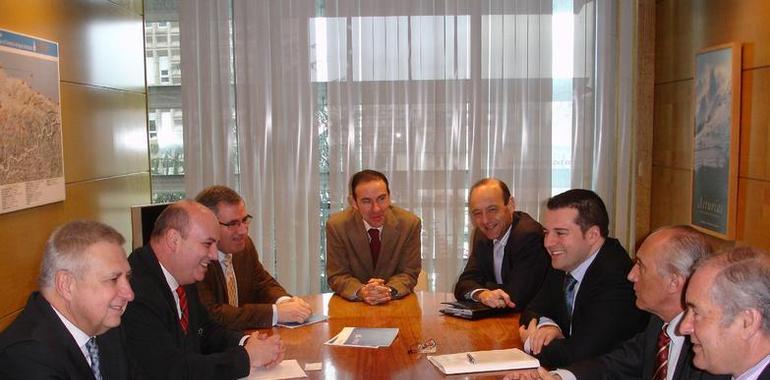Fomento y la Asociación de ingenierías del Principado apuestan por un nuevo presupuesto para 2012