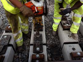 Corte parcial en la N-634 y trazado ferroviario a consecuencia del descarrilamiento de Arriondas