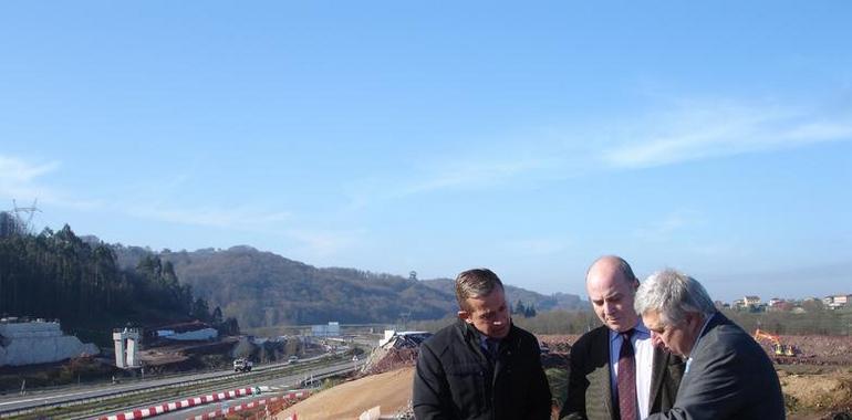 Las obras de la  carretera entre Bárcena del Monasterio y Pola de Allande concluirán en febrero